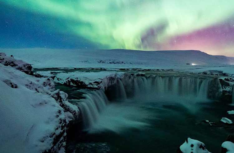 Travel Writers Wanted: Iceland Insiders' Guide